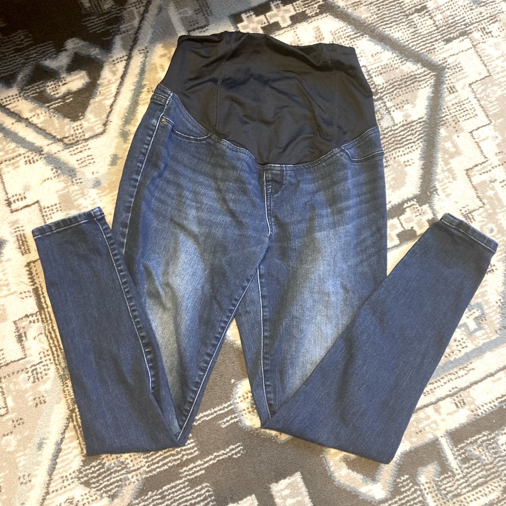 Maternity Jean Jeggings Over Belly